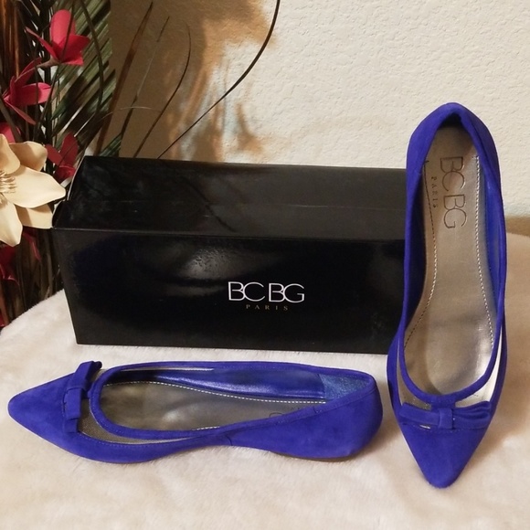 BCBG Paris Shoes - Last 1️⃣NIB<BCBG Paris> 👠 Zarine Blue Suede Flats